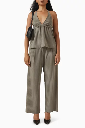 بلوزة جوني بحمالة حول الرقبة