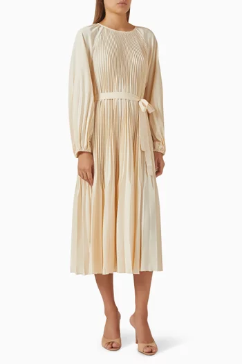 فستان أريل طويل بطيات بليسيه