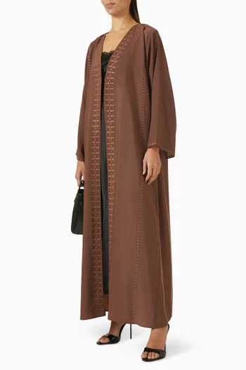 عباية مطرزة