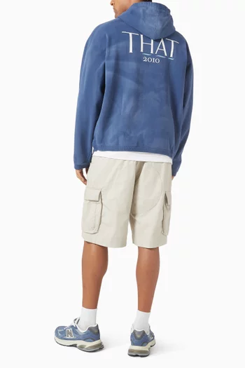 كنزة بغطاء رأس بطبعة THAT 2010 ولون باهت قطن تيري