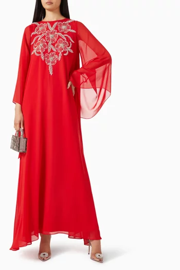 قفطان بتطريزات زهور