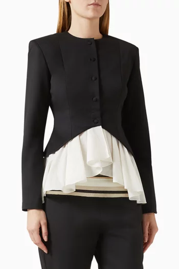 جاكيت بخصر على شكل جرس وكشكش