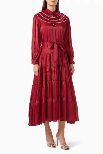 فستان متوسط الطول بأشرطة مطرزة وحزام