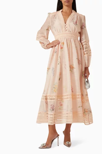 فستان بنقشة زهور