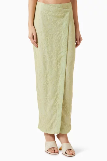 تنورة وين بتصميم ملفوف دانتيل