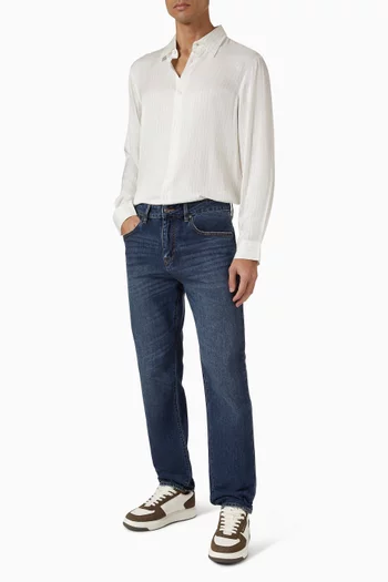 قميص بقصة ضيقة فيسكوز