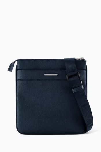 New York Crossbody Bag in Faux Leather