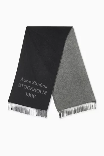 Logo Jacquard Scarf in Wool