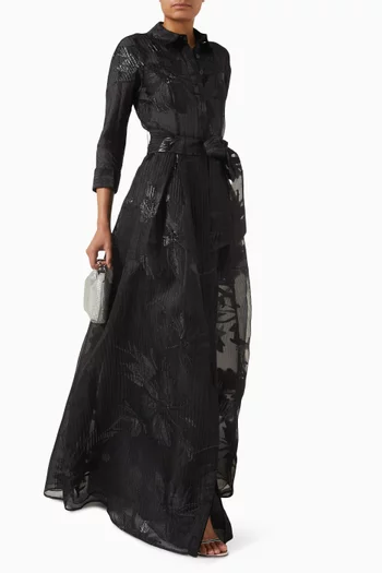 فستان سهرة بنمط قميص مزين بنقشة زهور أورجانزا مجعد