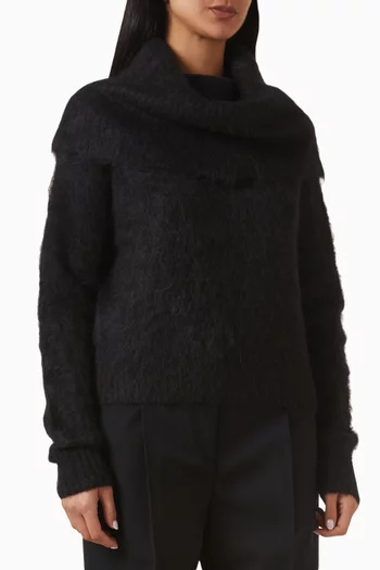 سترة بياقة عالية ومنسوجة من مزيج ألبكة