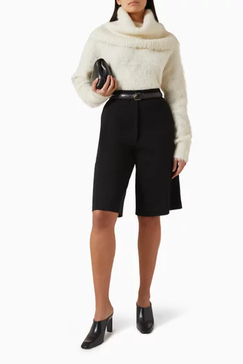 سترة بياقة عالية ومنسوجة من مزيج ألبكة