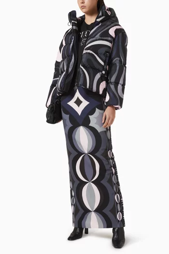 تنورة مزينة بنقشة كولين سكوبا