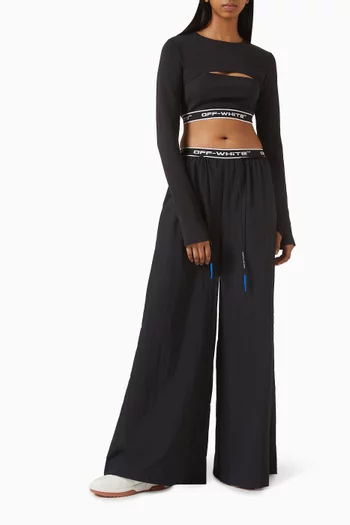 بنطال بشريط بشعار الماركة