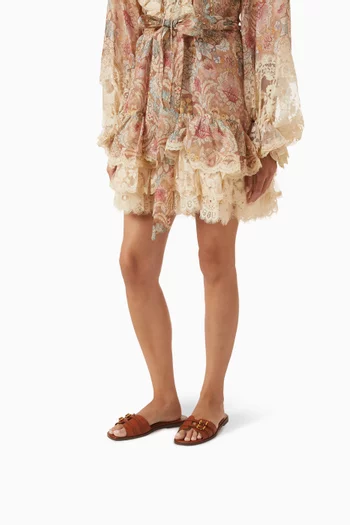 Goldie Slides in Leather