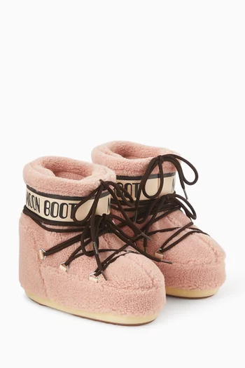 Icon Low Lace-up Boots in Fleece