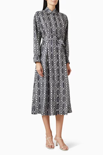 فستان إسبلسو بنمط قميص حرير