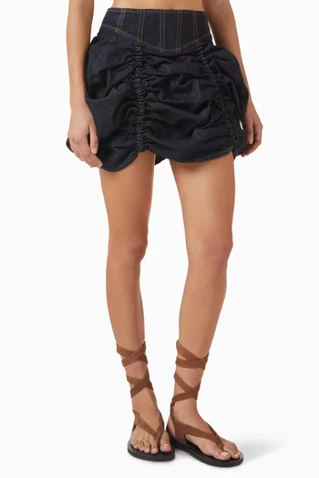 تنورة قصيرة بكشكش دينم