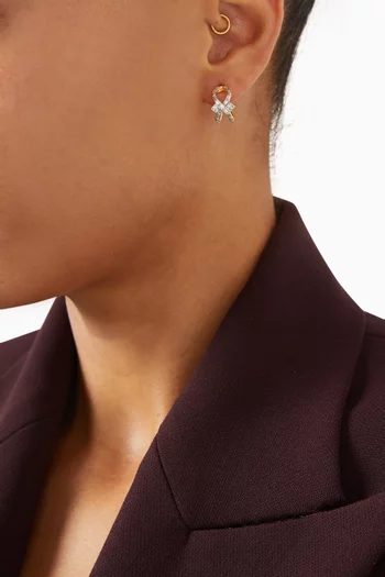 أقراط دائرية بتصميم متداخل فضة إسترلينية مطلية ذهب عيار 24