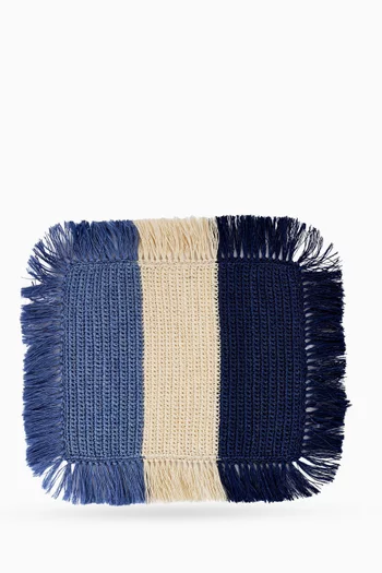 مفرش أطباق فيك بشرّابات