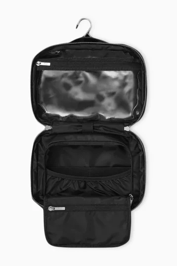 حقيبة مستحضرات العناية الشخصية بعلّاقة نايلون