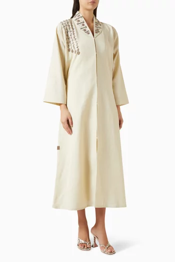 عباية مطرزة بالخرز