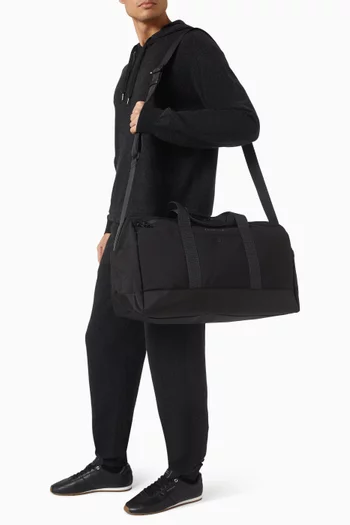 حقيبة دفل شعار الماركة