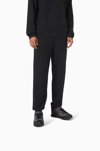 سنيكرز اوتدور شمواه معالج