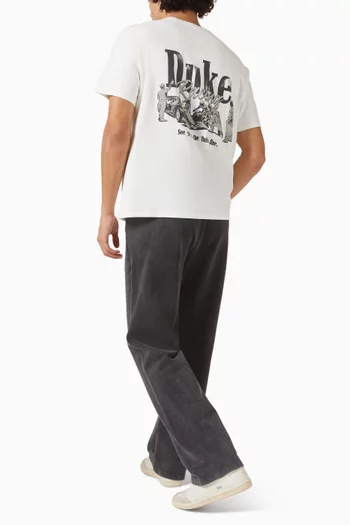 تي شيرت دي ار 3 بتصميم كلاسيكي وطبعة بيت ستوب