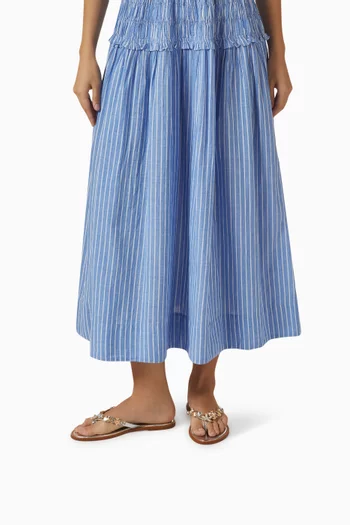 Shell-embellished Slides in Metallic Leather