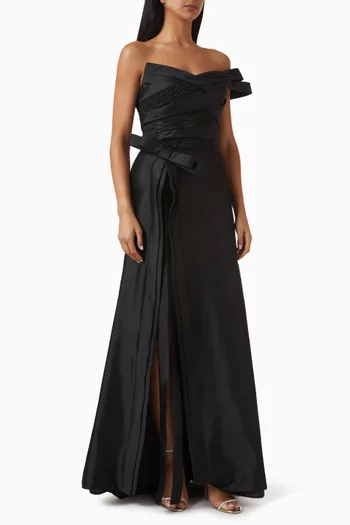 Perli Off-shoulder Gown in Taffeta