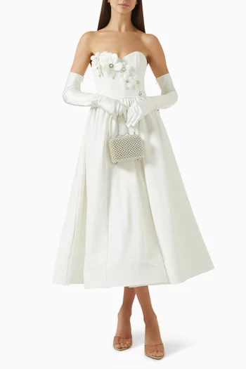 فستان اينارا مزين بزهور بارزة