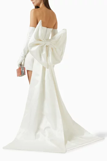 فستان فيكتوريا قصير بذيل