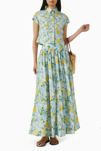 تنورة طويلة مقسمة لأجزاء