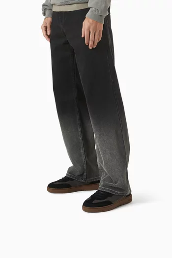 سنيكرز دايس بمقدمة حرف T جلد وشمواه