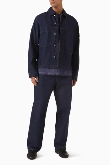 جاكيت بشعار الماركة دينم