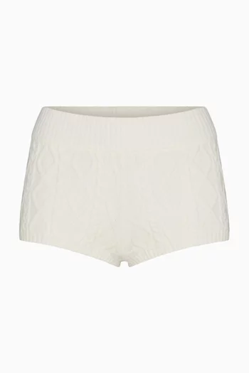 شورت سنو باني بغرزة الضفيرة