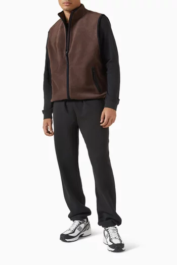 فيست بسحّاب في الأمام صوف