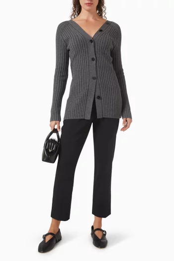 كارديغان بفتحة رقبة على شكل حرف V صوف مارينو