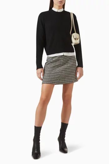 تنورة قصيرة بتصميم غربي وجيوب تويد