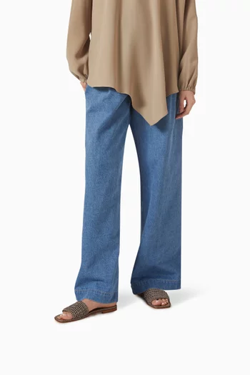 حذاء مفتوح سهل الارتداء بتصميم منسوج