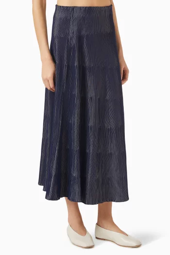 تنورة بنقشة مخططة نسيج بغرزة ستوكينيت