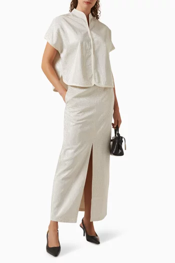 تنورة طويلة مطرزة بالكريستال