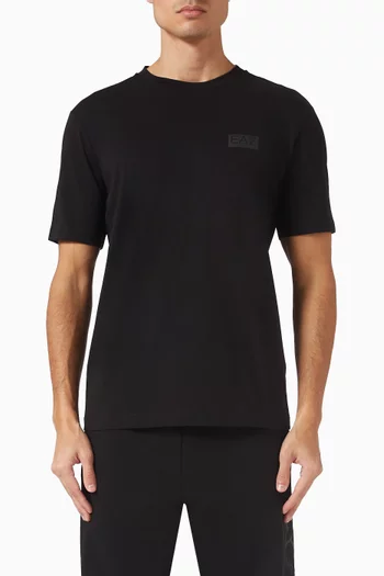 تي شيرت مزين بشعار الماركة قطن