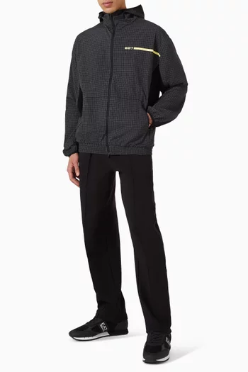 كنزة بغطاء رأس وشعار EA7 