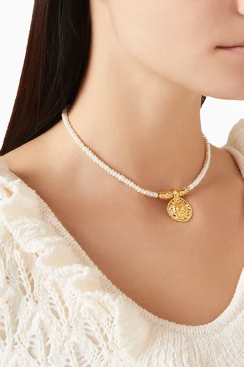 قلادة اديلا من اللؤلؤ