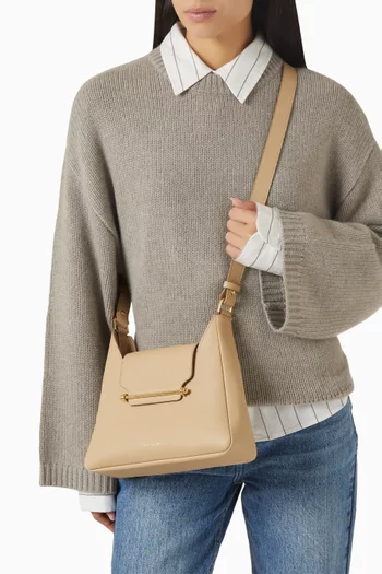 حقيبة هوبو ملتريس جلد بارز الملمس