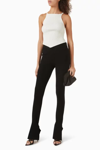 بلوزة بلا أكمام بحافة مدببة نسيج مضلع