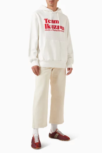 كنزة بغطاء رأس قطن عضوي بشعار الماركة