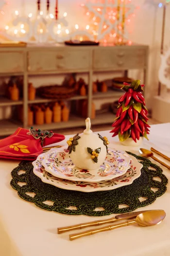 زينة لشجرة الكريسماس بورسلين