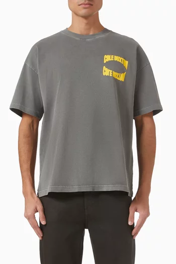 تي شيرت بشعار الماركة المقوس والمعكوس قطن